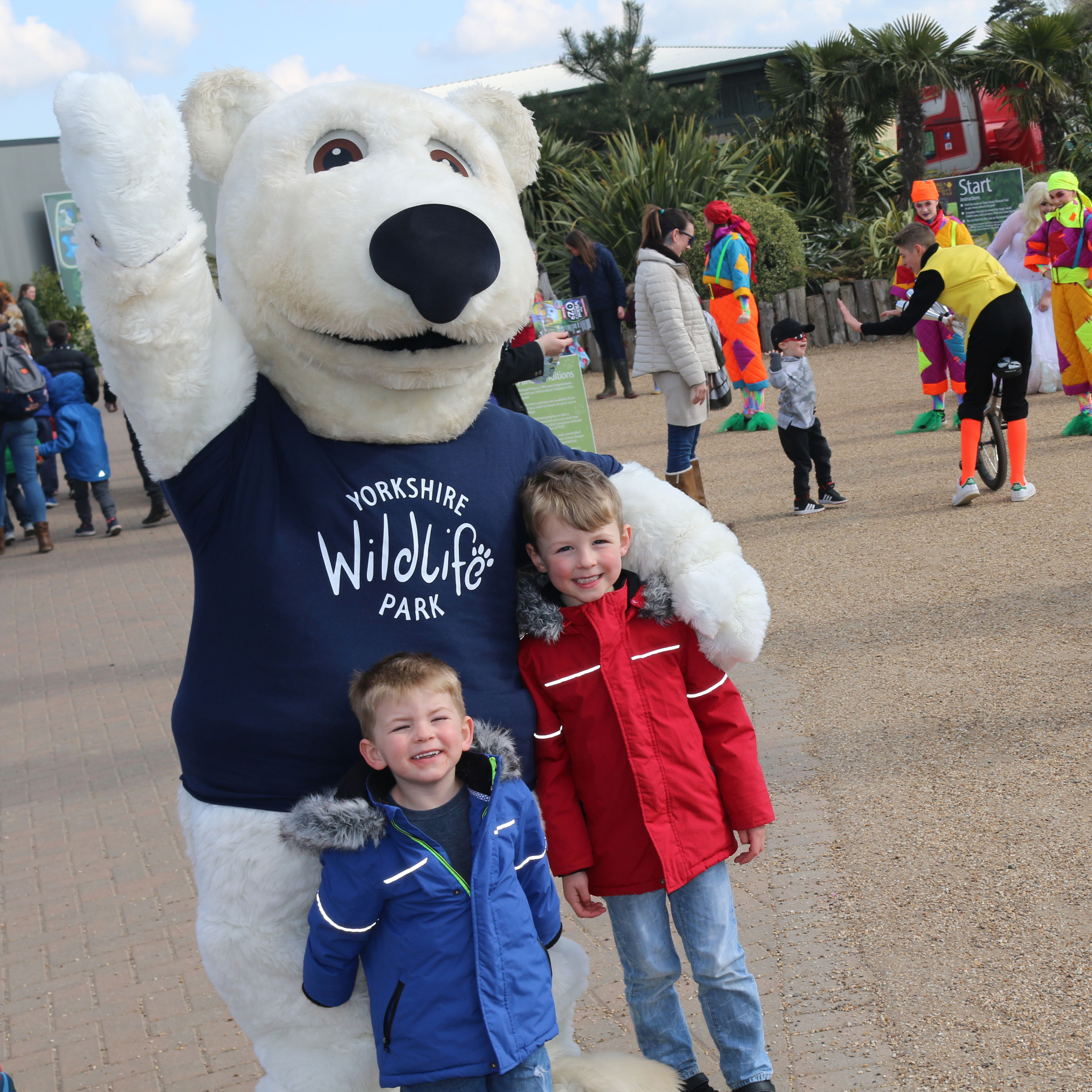 Is entry into Yorkshire Wildlife Park included?